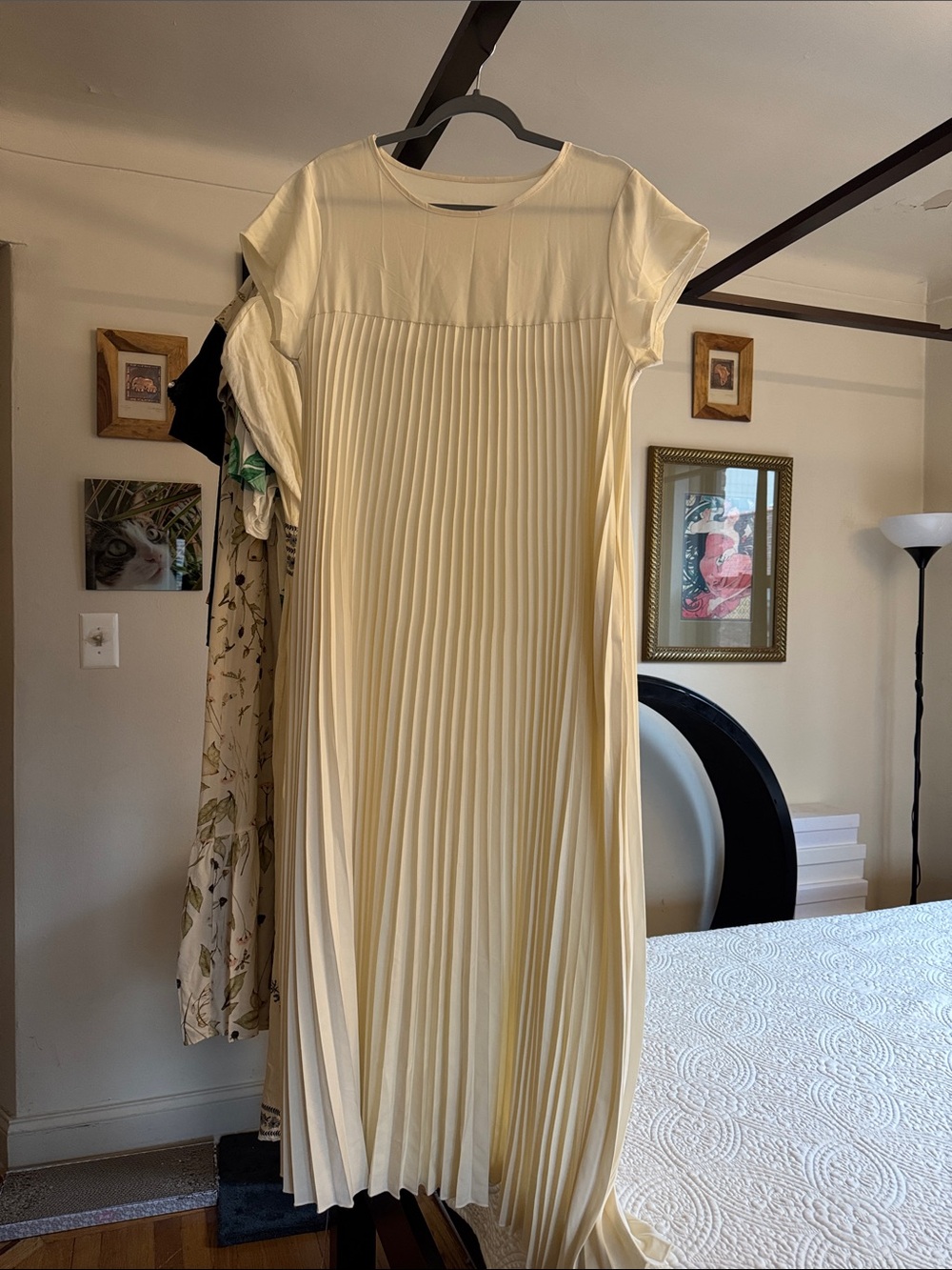 Cream Pleated Short-Sleeve Maxi Dress - Elegant Everyday